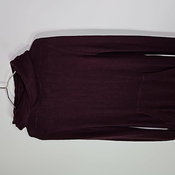 Lululemon size 2 Bordeaux Drama Sweet Savasana Pullover - Picture 2 of 6
